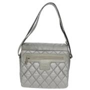 Chanel Vintage Pre-owned Canvas chanel-vskor Gray, Dam