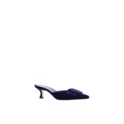 Manolo Blahnik Sammet Almond Toe Pumps med spänne Blue, Dam