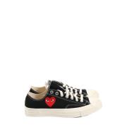 Comme des Garçons Svarta Sneakers med Hjärtlogotyp Black, Dam