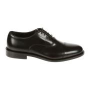 Corvari Svarta läderloafers med spetsdekoration Black, Herr