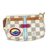 Louis Vuitton Vintage Pre-owned Bomull louis-vuitton-vskor White, Dam