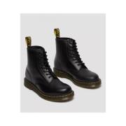 Dr. Martens Klassiska Läderstövlar Black, Dam