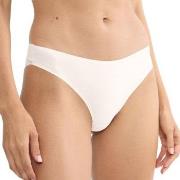 Triumph Trosor Body Make-Up Illusion Lace Highleg Tai Offwhite 38 Dam