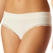 Schiesser Trosor Unique Cotton Lace Brazilian Brief Creme bomull 38 Da...