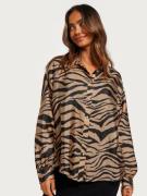 Cras - Skjortor - Zebra Almond - Ginacras Shirt - Blusar & Skjortor - ...