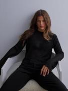 Calvin Klein Jeans - Stickade tröjor - Ck Black - Metallic Sweater - T...