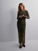 Object Collectors Item - Långärmade klänningar - Raven Tobacco Brown -...