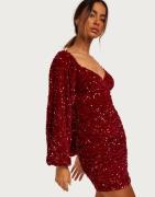 Nelly - Röd - Volume Sequin Dress