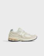 New Balance - Beige - New Balance 2002R