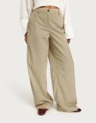 Pieces - Beige - Pcjalisa Straight Leg Pant