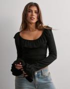 Nelly - Svart - Stunning Frill Blouse Top