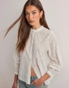 Selected Femme - Vit - Slftatiana L/S Embr Shirt Noos