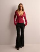 Nelly - Röd - Tie Back LS Top