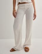 Nelly - Vit - Stunning Low Waist Structure Pants