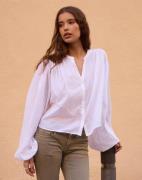 Nelly - Vit - Easy Day Blouse