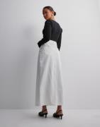 Neo Noir - Vit - Frankie Denim Skirt