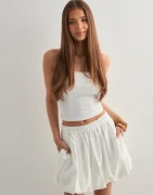Vero Moda - Vit - Vmlori Mini Ballon Skirt Wvn Exp