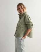 Vero Moda - Grön - Vmjamie Ls Denim Shacket Mix Ga Noo