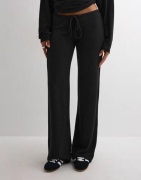 Nelly - Svart - My Chill Pants