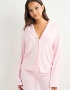 Nelly - Rosa - Soft Chill Button Top