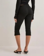 Nelly - Svart - Perfect Capri Pants