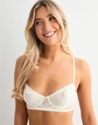 Nelly - Vit - Stargirl Balconette Bra