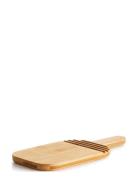 Sagaform Cutting & Serving Board Small Oval Brun