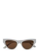 Cat-Eye Sunglasses Solglasögon White Mango