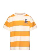 Gianni Tops T-shirts Short-sleeved Yellow TUMBLE 'N DRY