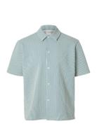 Selected Homme Slhrelaxben Seersucker Ss Jersey Shirt Blå