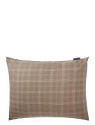 Lexington Home White/Brown Checked Cotton Flannel Pillowcase Brun