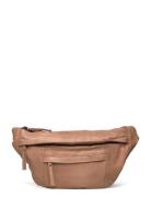 RE:DESIGNED EST 2003 June Bumbag Brun