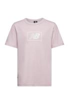 New Balance Nb Essentials Logo Tee Rosa