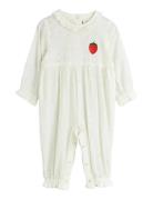 Mini Rodini Strawberry Emb Schiffli Jumpsuit Vit
