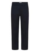 Part Two Neyanapw Pa Marinblå